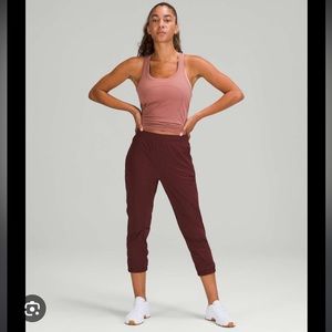 Lululemon Adapted State High-rise Jogger Crop